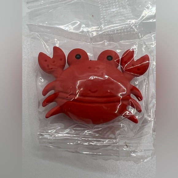 ⭐️ Lot of 5 Animal-Shaped Erasers (12 sets) ⭐️ - Picture 5 of 6